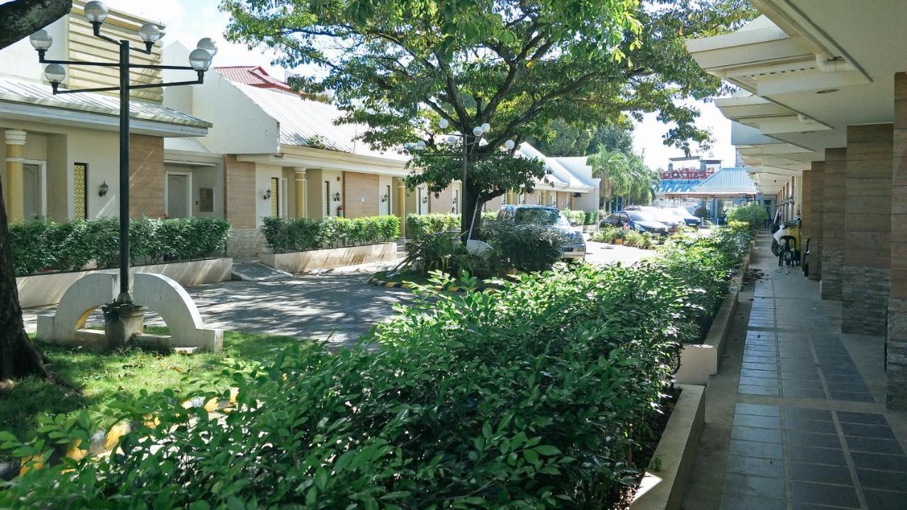 Hotel RedDoorz Premium @ Wireless Mandaue Cebu Exterior foto